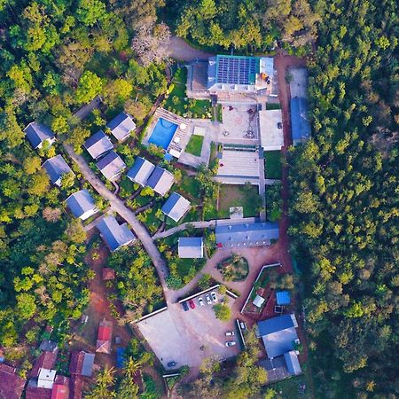 The Blossom Resort - Chikmagalūr Εξωτερικό φωτογραφία