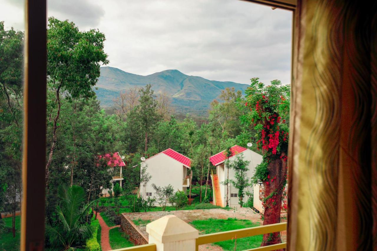 The Blossom Resort - Chikmagalūr Εξωτερικό φωτογραφία